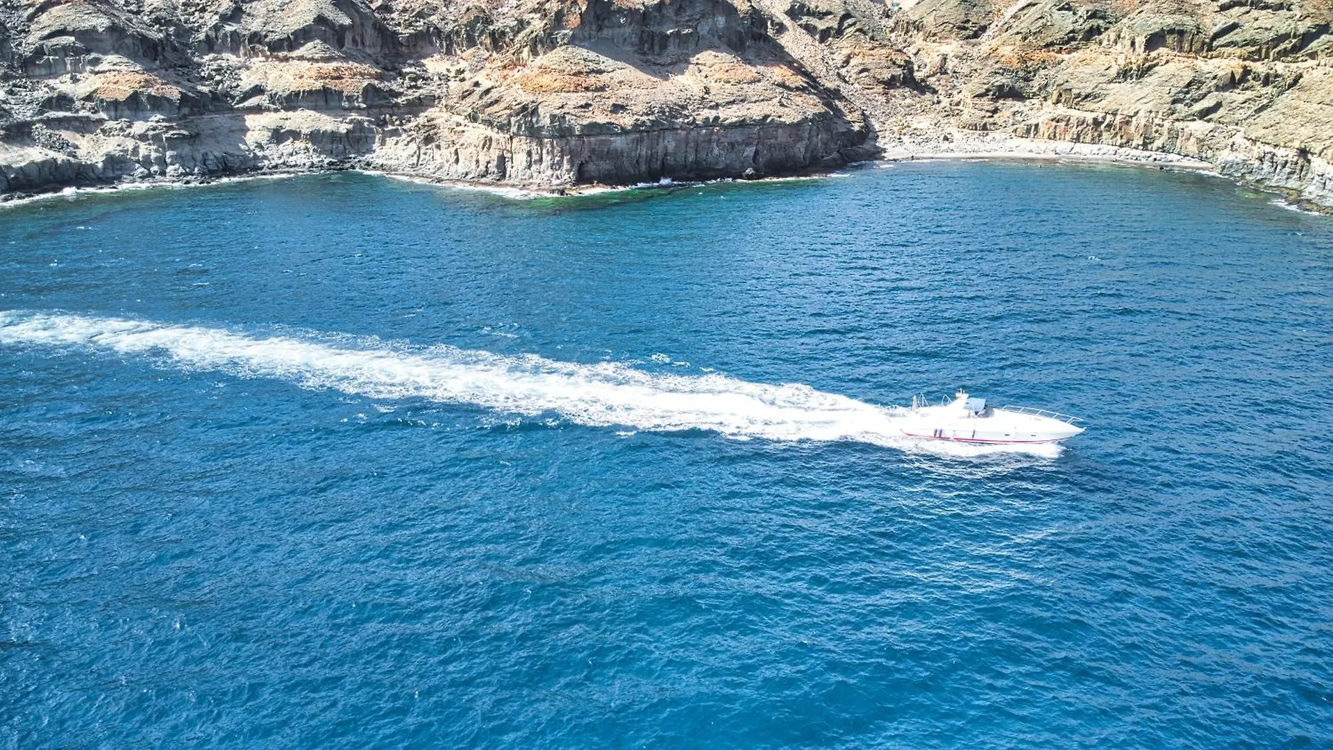 Yate Malu V Hotel Puerto De Mogan
